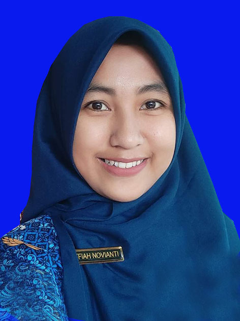 <center>Pembina OSIS<br>LUTFIAH NOVIANTI, S.Pd.</center>